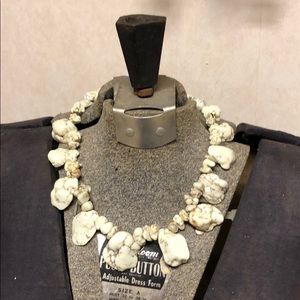 Cream colored stone necklace￼